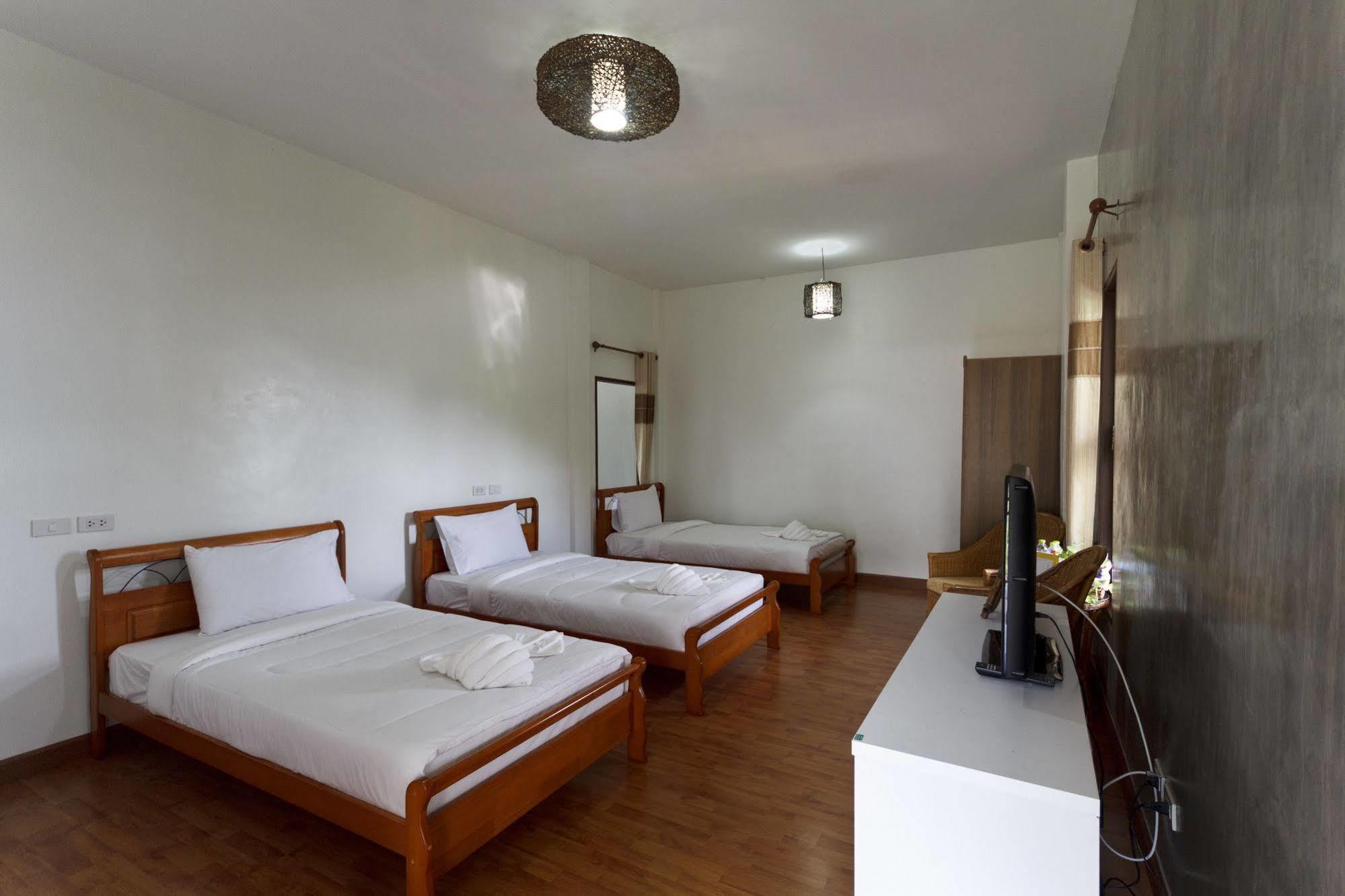Hotel Gin'S Maekhong View Chiang Saen Exterior foto